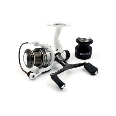 Катушка безынерционная Namazu White Fish WF3000, 4+1 подш., метал. шпуля + запасная графит. шпуля/20 - 1